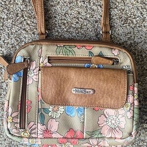Elegant Floral Crossbody Bag in Tan
